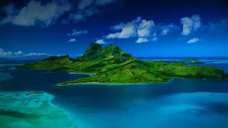 南太平洋的波拉波拉岛