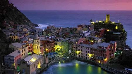 意大利五渔村中的韦尔纳扎镇