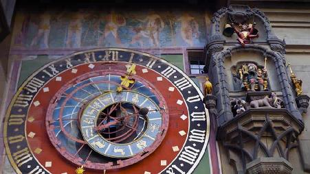 瑞士伯尔尼钟楼塔上的天文钟