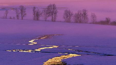 雪地里的日落，瑞士
