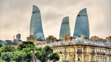 火焰大厦和它的轮廓线，阿塞拜疆巴库