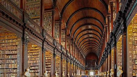 都柏林三一学院图书馆，爱尔兰