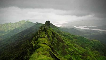 古堡丽影，北行印度，遇见不一样的堡垒之夜。壮美华丽的建筑遗产