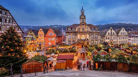 一年一度的施瓦本哈尔圣诞市集，德国巴登-符腾堡州