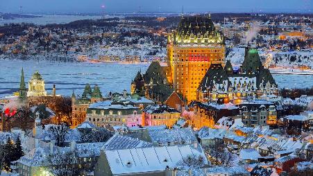 冰冻的乐趣在加拿大的寒冷