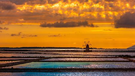 马尔萨拉，西西里岛的奇迹之一