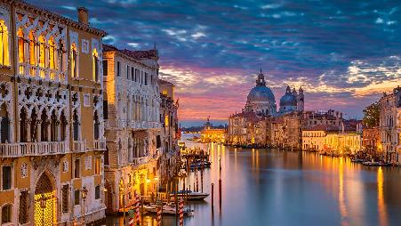 大运河与安康圣母大教堂，威尼斯，意大利