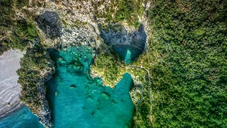 香料红和水晶蓝