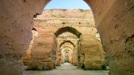 旧时代的古老拱门