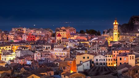 从宁静的夜晚到充满冒险的白天