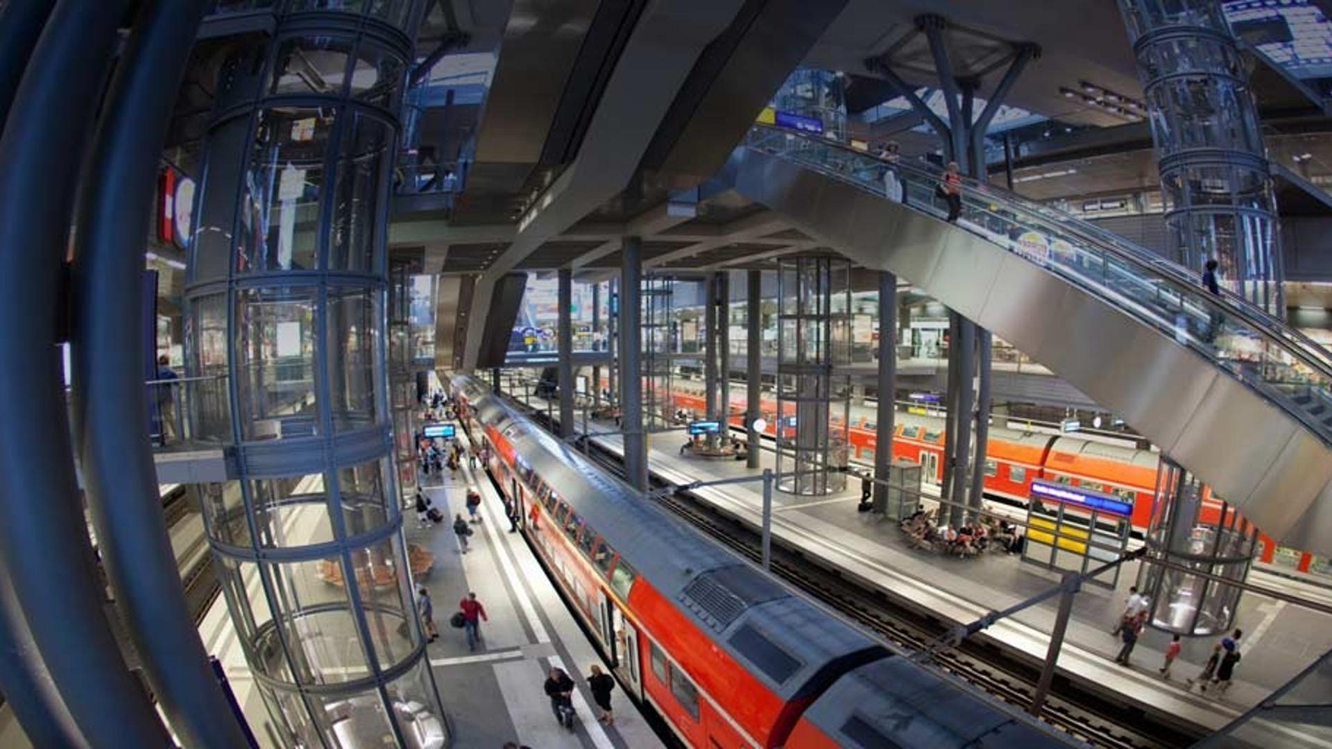 德国柏林的火车站