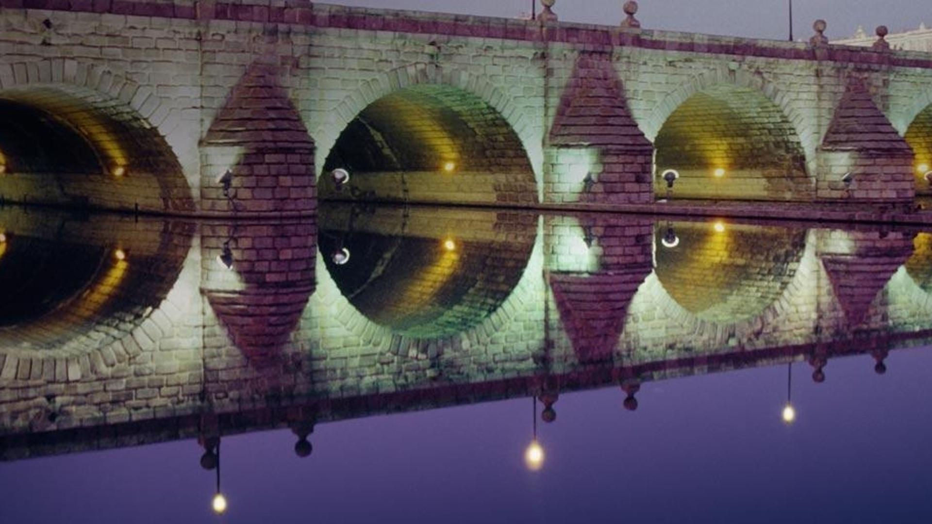 西班牙马德里的塞戈维亚桥