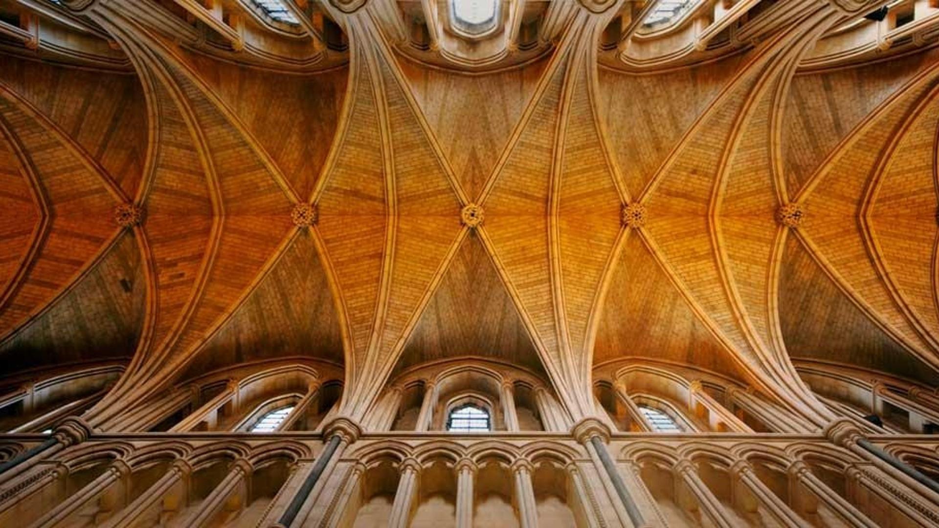 伦敦南华克大教堂的天花板