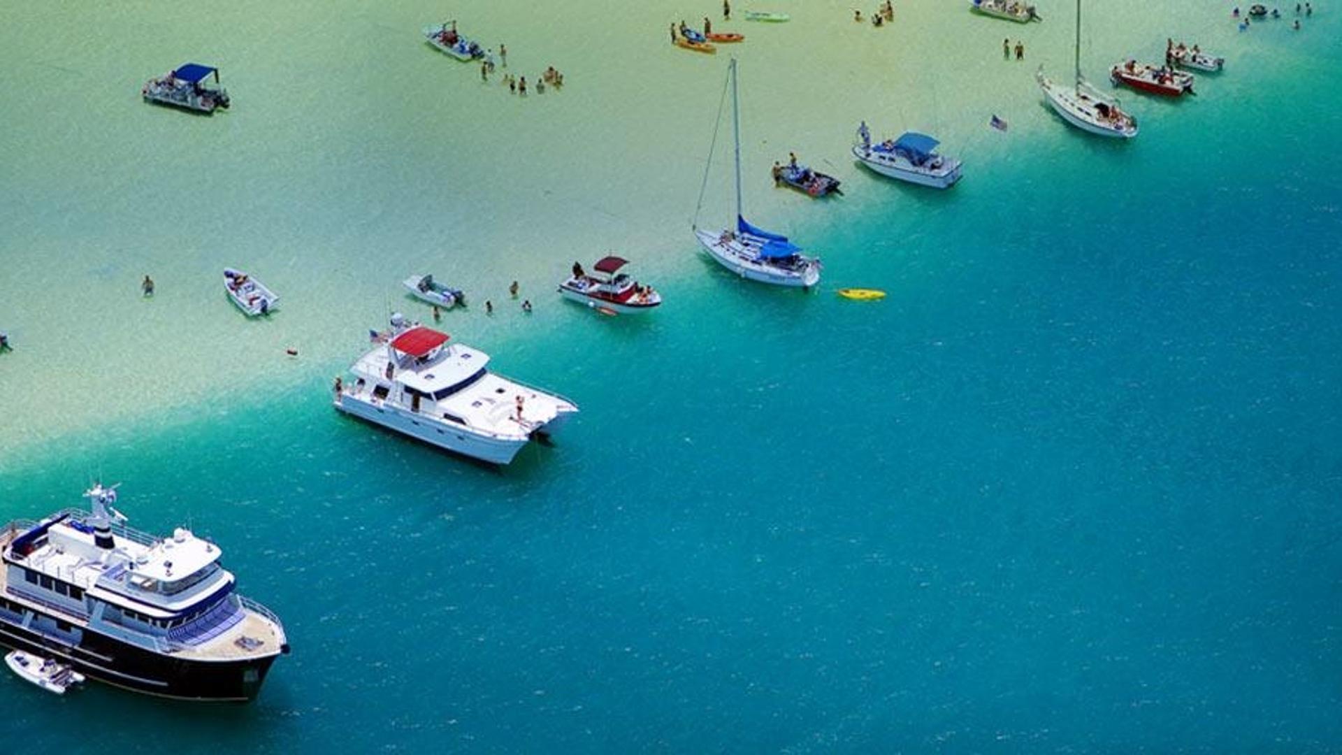 夏威夷瓦胡岛卡内奥赫湾的沙洲