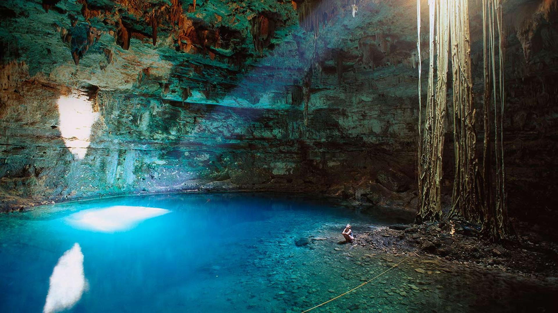 墨西哥，尤卡坦半岛，靠近巴拉多利德的萨姆拉天坑